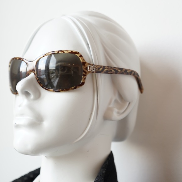 Y2K 😎 D&G Dolce & Gabbana Brown Tortoise Sunglasses with crystals - Picture 2 of 10